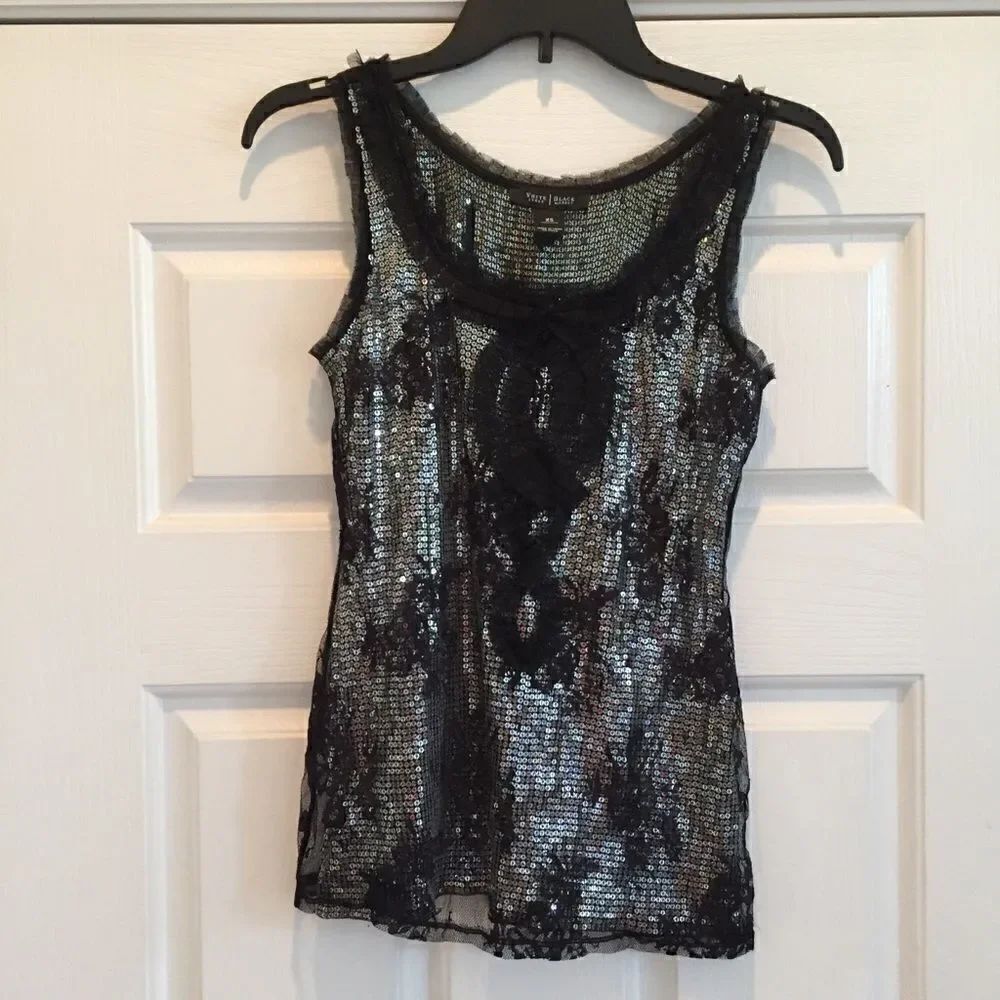 WHBM Top 